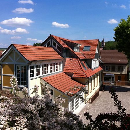 Hotel Hahn Gondelsheim Exterior foto