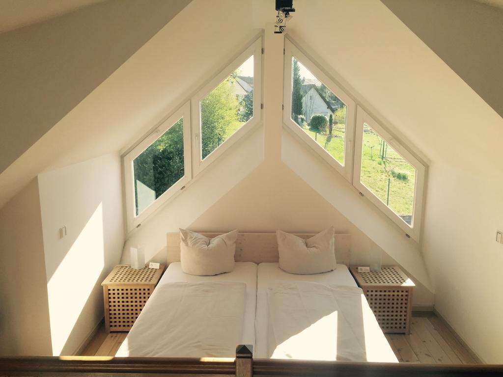 Hotel Hahn Gondelsheim Quarto foto